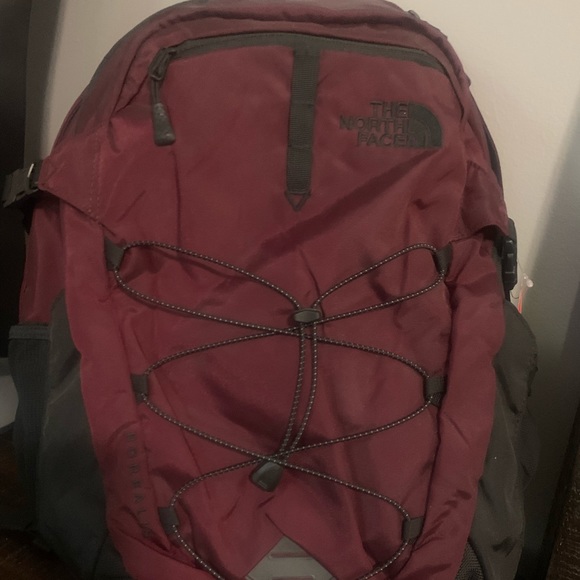 The North Face back back. BRAND NEW